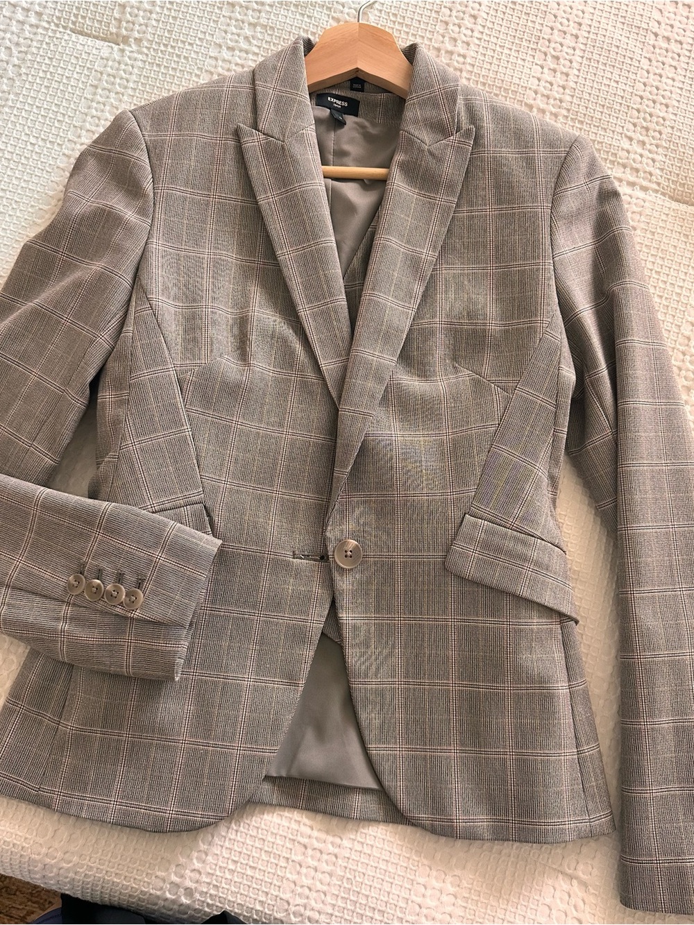 Express Plaid Single-Button Blazer in Gray and Pink Windowpane!
